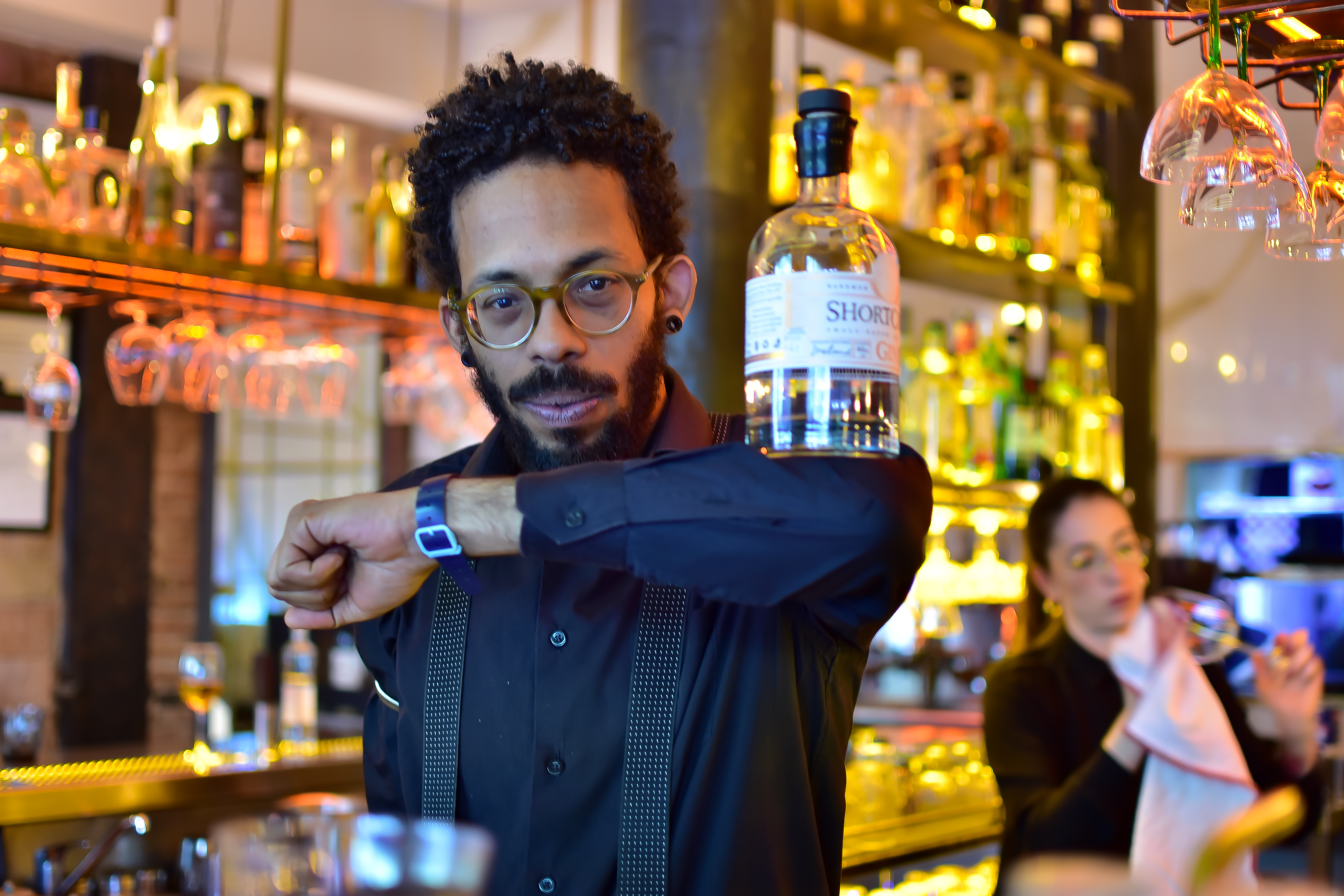 Cuervo Aturdir Punta de flecha Entrevista a nuestro bartender Sony - Vivo Tapas Restaurant Cocktail